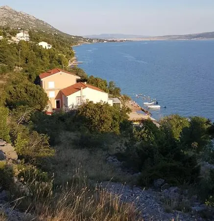 Apartment Porat *