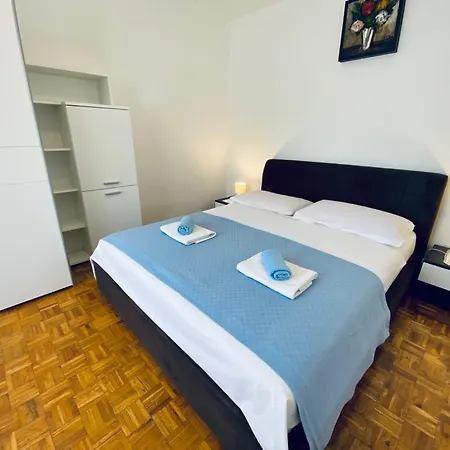 Apartment Porat Starigrad Paklenica